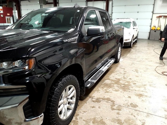 BUY CHEVROLET SILVERADO 1500 2019 4WD CREW CAB 147