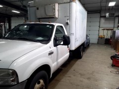 BUY FORD SUPER DUTY F-350 DRW 2005 REG CAB 165