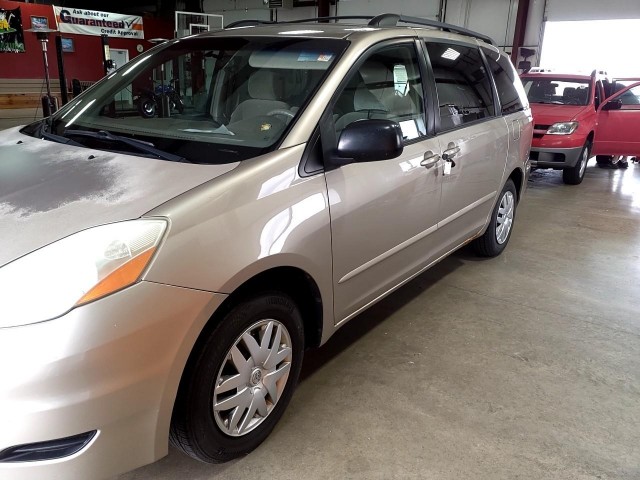 BUY TOYOTA SIENNA 2006 5DR LE FWD 7-PASSENGER (NATL), Fairway Auto Auction
