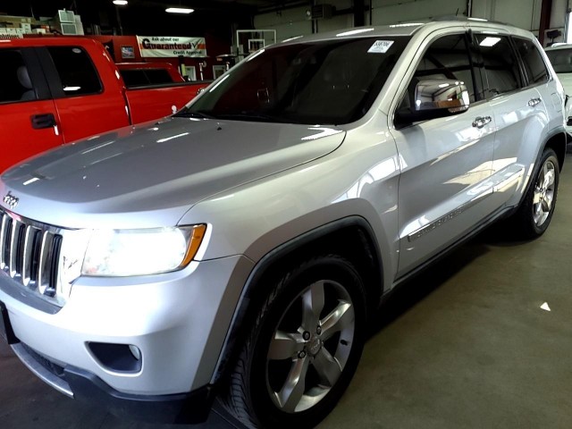BUY JEEP GRAND CHEROKEE 2011 4WD 4DR LIMITED, Fairway Auto Auction