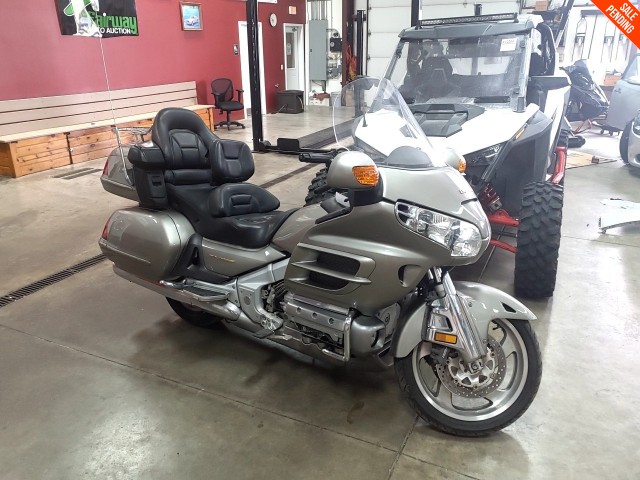 BUY HONDA GOLD WING 2002 CRUISER, Fairway Auto Auction