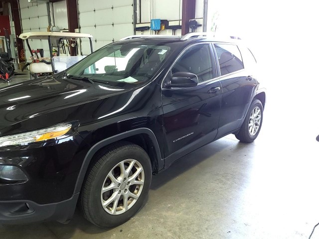 BUY JEEP CHEROKEE 2017 LATITUDE 4X4, Fairway Auto Auction