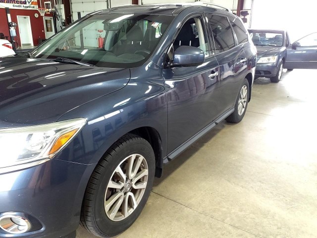 BUY NISSAN PATHFINDER 2015, Fairway Auto Auction