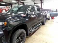 BUY CHEVROLET SILVERADO 1500 2019 4WD CREW CAB 147