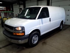 BUY CHEVROLET EXPRESS CARGO VAN 2015 RWD 2500 135