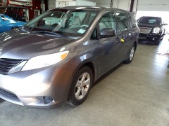 BUY TOYOTA SIENNA 2014, Fairway Auto Auction