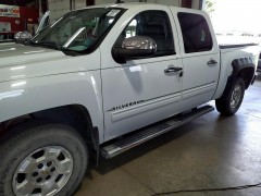 BUY CHEVROLET SILVERADO 1500 2012 4WD CREW CAB 143.5