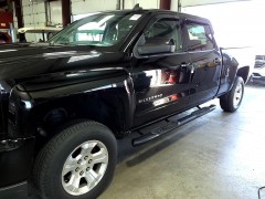 BUY CHEVROLET SILVERADO 1500 2017 4WD CREW CAB 143.5