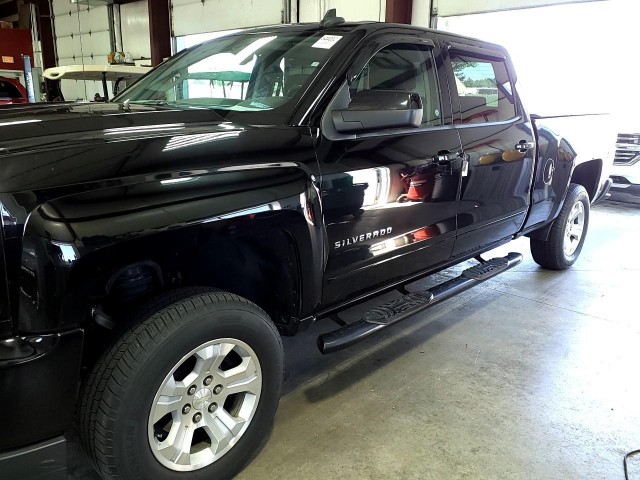 BUY CHEVROLET SILVERADO 1500 2017 4WD CREW CAB 143.5