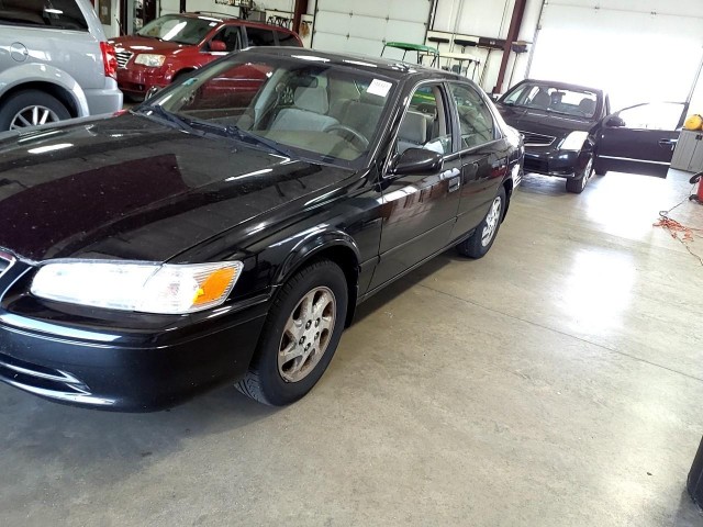 BUY TOYOTA CAMRY 2000, Fairway Auto Auction