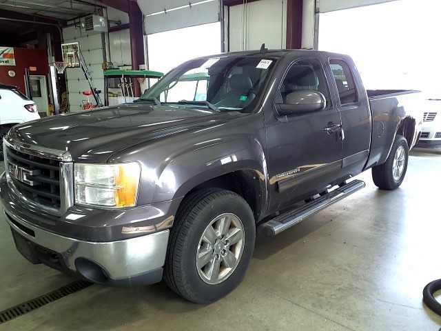 BUY GMC SIERRA 1500 2011 4WD EXT CAB 143.5