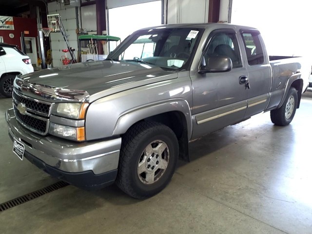 BUY CHEVROLET SILVERADO 1500 2006, Fairway Auto Auction